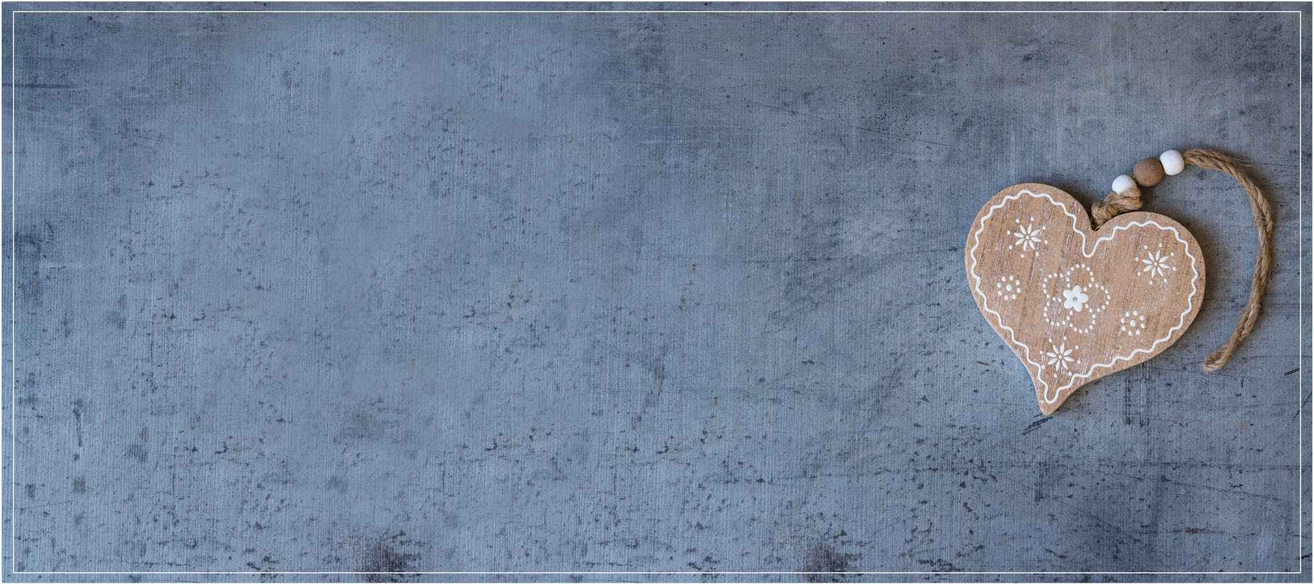 “I Love You” vs. “I Love How I May Benefit From You”